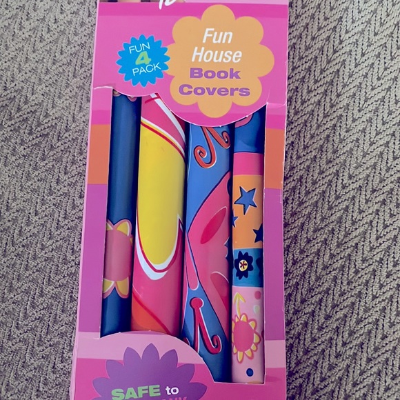 Vintage Boxed Set 4 Barbie Girls Club Book Covers Peel Stick Mattel 2000 Crafts - Picture 4 of 8